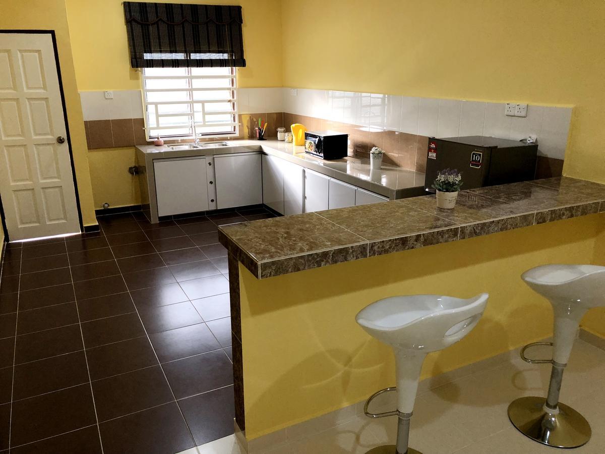 Twin Homestay D Kuala Terengganu Exteriör bild
